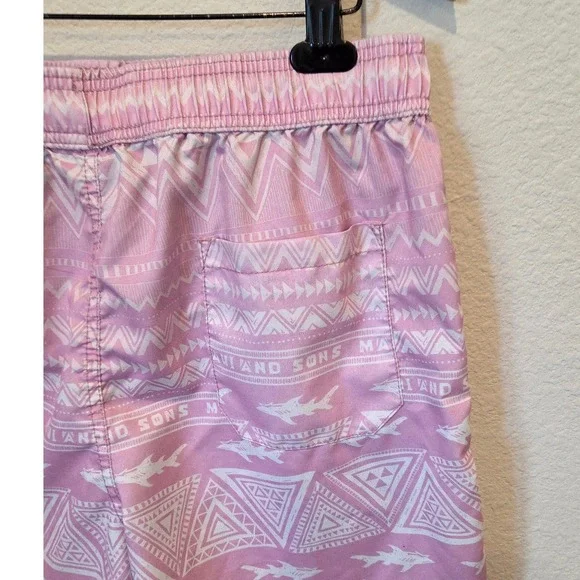 MAUI AND SONS Mens Swim Trunks Shorts Pink Geometric  Print Elastic Waist Large - Picture 8 of 9